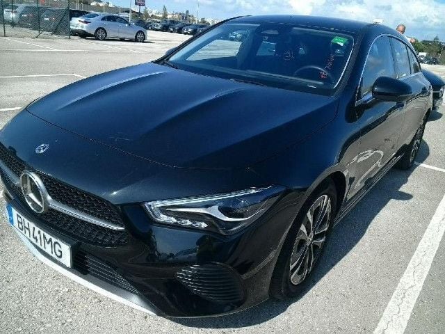 Preto cosmos Usado 2024 Mercedes CLA180 Shooting Brake Carrinha | € 43.900 (Caro) - Imagem 1/4