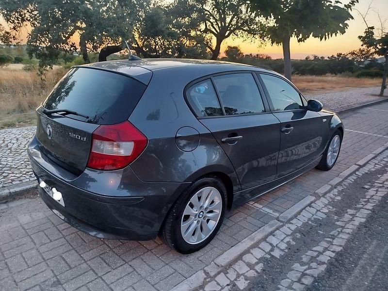 Usado 2006 BMW 120 Citadino | € 8.500 (Bom preço) - Imagem 1/4