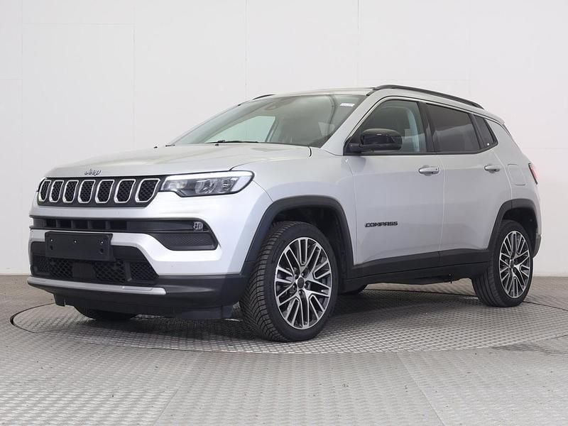 Cinzento Usado 2023 Jeep Compass SUV | € 27.900 (Preço justo) - Imagem 1/3