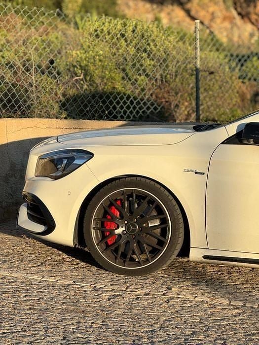 Usado 2016 Mercedes CLA45 AMG AMG Carrinha | € 33.999 (Bom preço) - Imagem 1/4