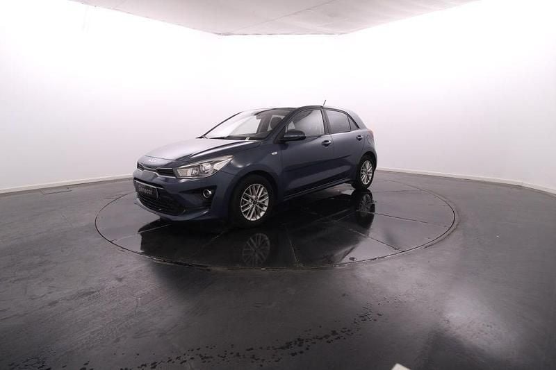 Azul Usado 2023 Kia Rio | € 17.900 (Preço justo) - Imagem 1/4