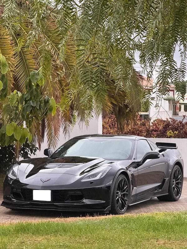 Preto Usado 2015 Chevrolet Corvette | € 98.990 - Imagem 1/4