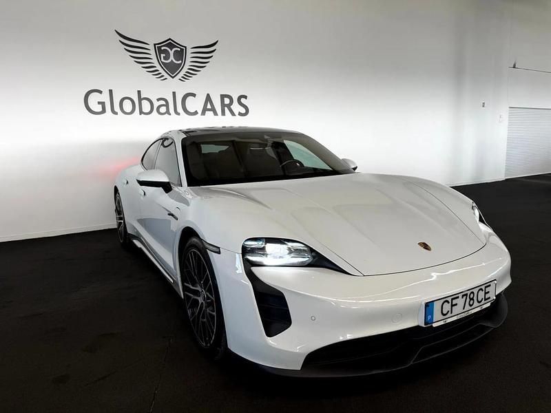 Usado Porsche Taycan 389 kW (530 HP) 2021 Branco