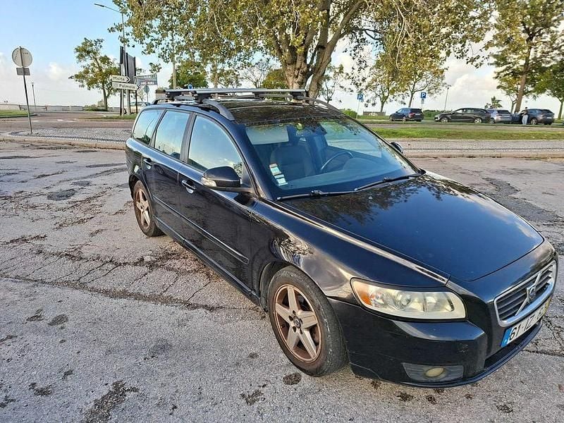 Usado 2010 Volvo V50 Carrinha | € 2.700 (Bom preço) - Imagem 1/4