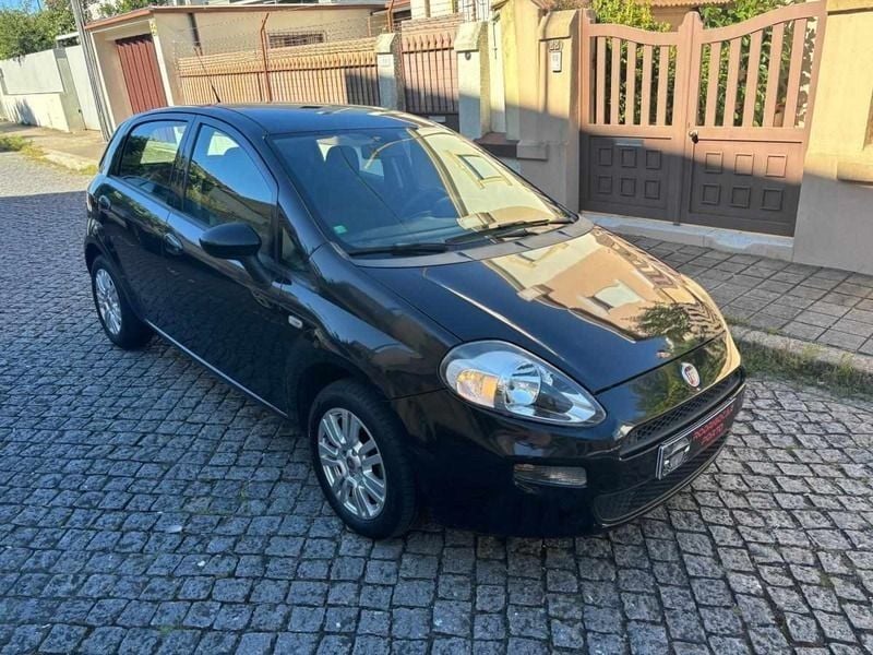 Preto Usado 2013 Fiat Punto Evo Citadino | € 5.450 (Bom preço) - Imagem 1/4