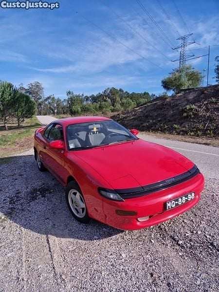 Usado Toyota Celica 105 HP (77 kW) 1990 Vermelho