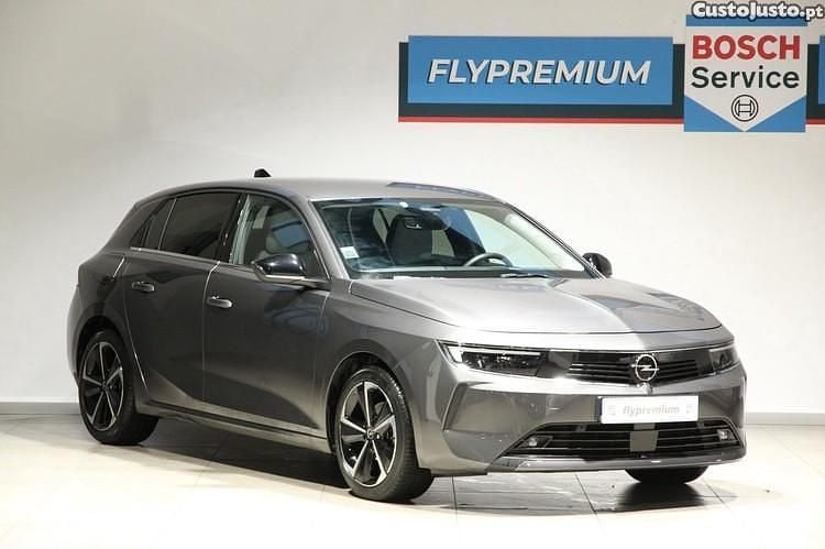Cinza Usado 2023 Opel Astra Elegance Citadino | € 22.490 (Preço justo) - Imagem 1/1