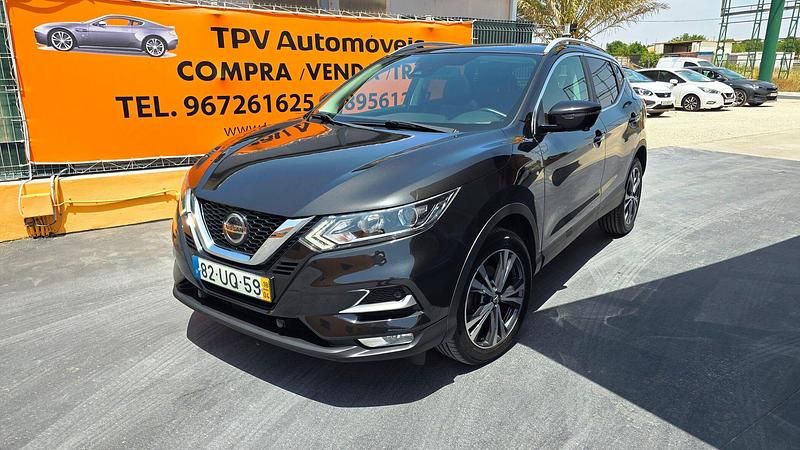 Preto Usado 2018 Nissan Qashqai N-Connecta SUV | € 19.950 (Preço elevado) - Imagem 1/4