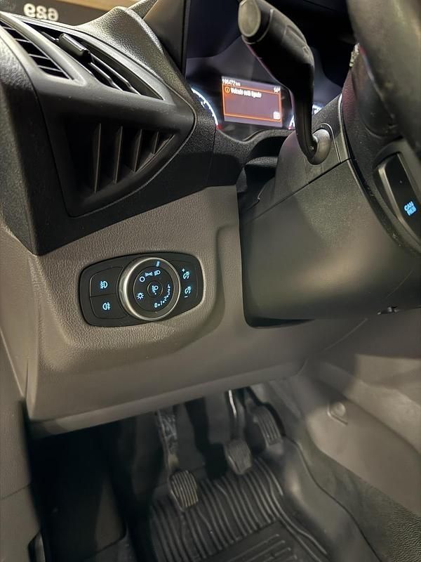 Usado Ford Transit Connect 100 HP (73 kW) 2021 Branco Monovolume