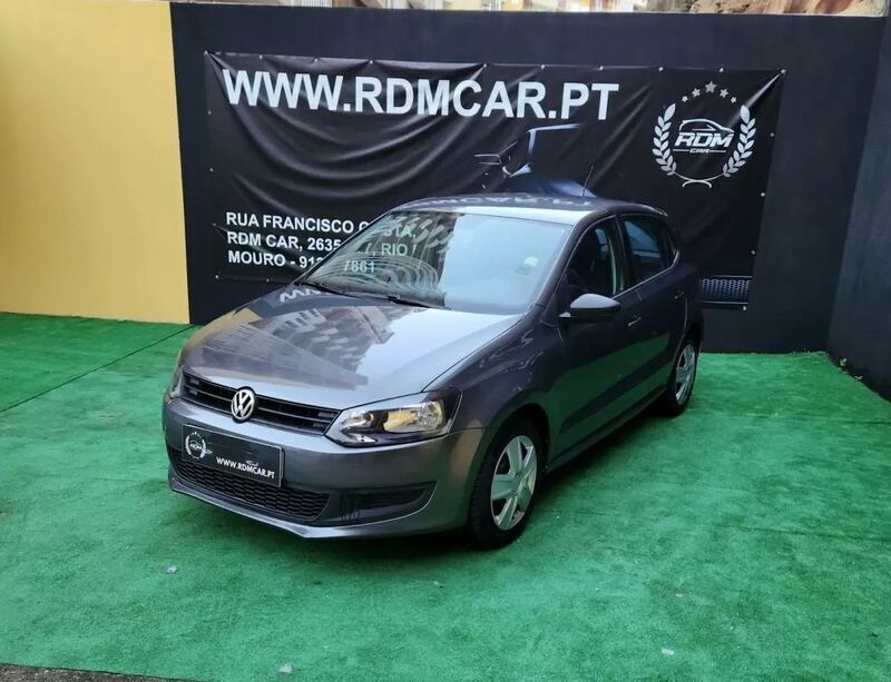 Cinzento Usado 2011 VW Polo Highline | € 8.590 (Preço justo) - Imagem 1/4