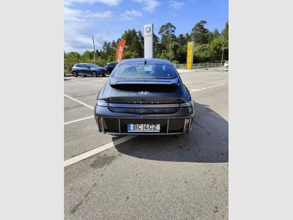 Cinzento Usado 2023 Hyundai Ioniq 6 Premium Sedan | € 55.950 (Caro) - Imagem 1/4