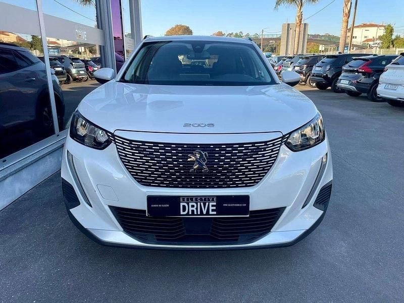 Usado Peugeot e-2008 Allure 100 kW (136 HP) 2020 Branco SUV