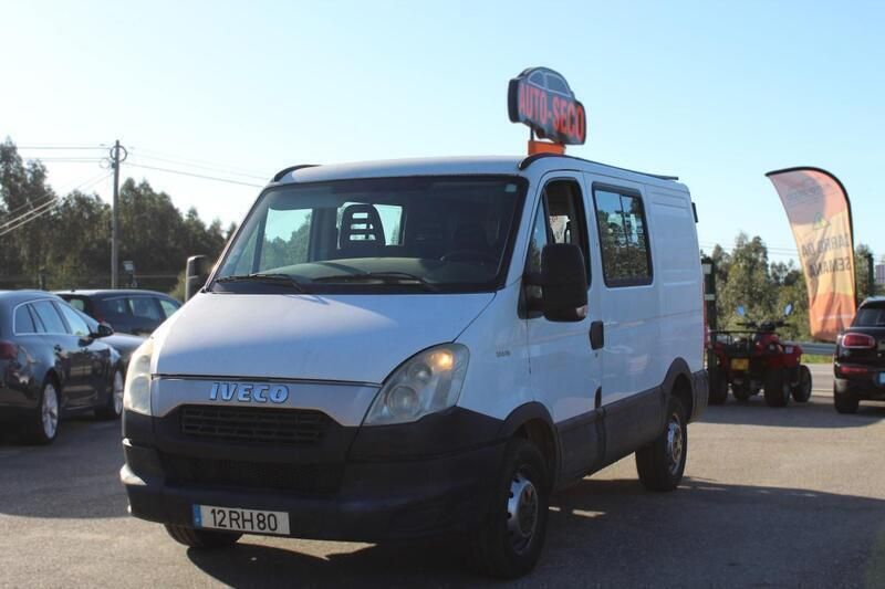 Branco Usado 2013 Iveco Daily | € 14.800 - Imagem 1/4