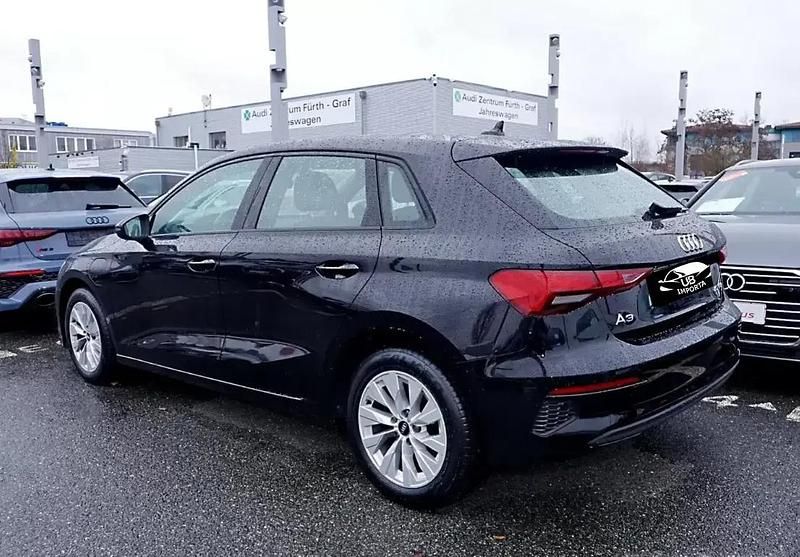 Usado Audi A3 Sportback e-tron 204 HP (150 kW) 2021 Preto Citadino