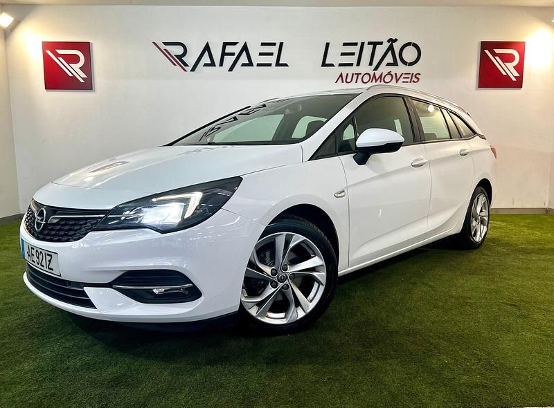 Branco Usado 2020 Opel Astra Sport Carrinha | € 11.750 (Bom preço) - Imagem 1/4