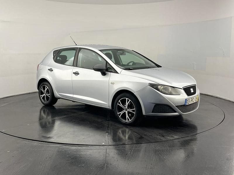 Usado Seat Ibiza Style 75 HP (55 kW) 2011 Cinzento