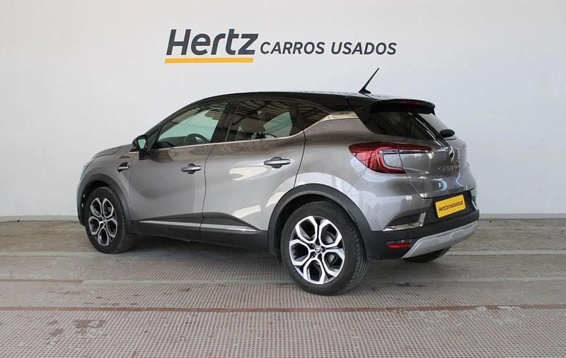 Usado Renault Captur 90 HP (66 kW) 2022 Cinzento SUV