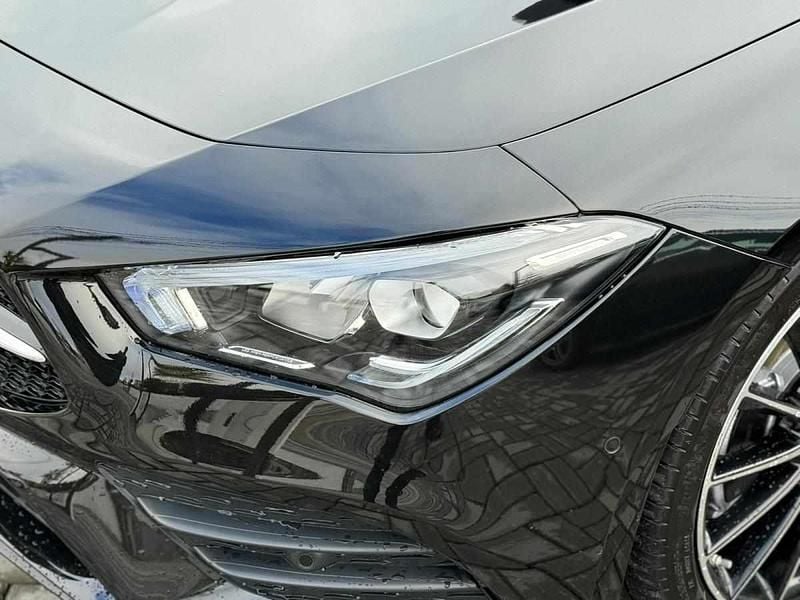 Usado Mercedes CLA220 190 HP (139 kW) 2021 Preto Sedan