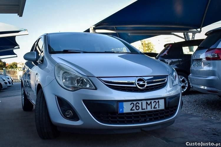 Cinza Usado 2011 Opel Corsa | € 5.850 (Bom preço) - Imagem 1/1