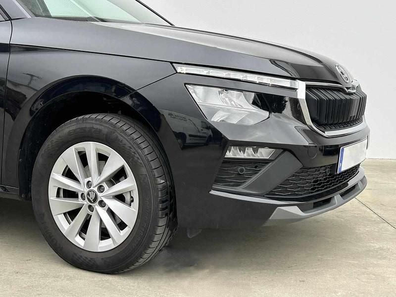 Usado Skoda Kamiq 110 HP (80 kW) 2025 Preto SUV