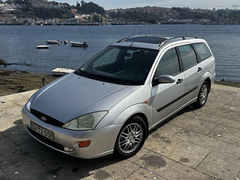Usado 2000 Ford Focus ST Sedan | € 1.950 (Preço justo) - Imagem 1/4
