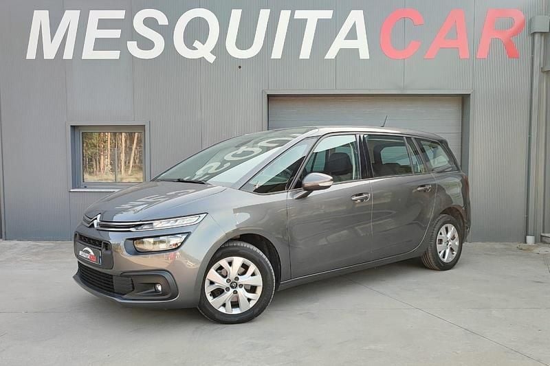Cinzento Usado 2020 Citroën C4 Shine Carrinha | € 18.900 (Preço justo) - Imagem 1/4