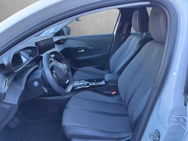 Usado Peugeot e-208 100 kW (136 HP) 2022 Branco Citadino
