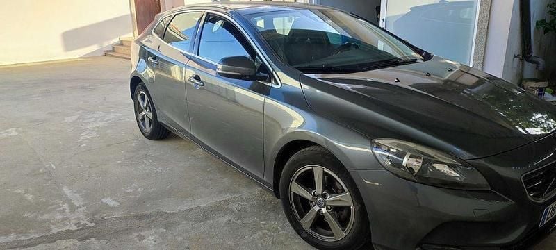 Usado 2014 Volvo V40 Carrinha | € 8.350 (Super Preço) - Imagem 1/4