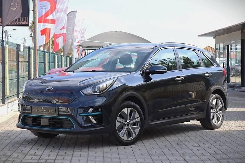 Usado Kia e-Niro 150 kW (204 HP) 2020 Azul SUV