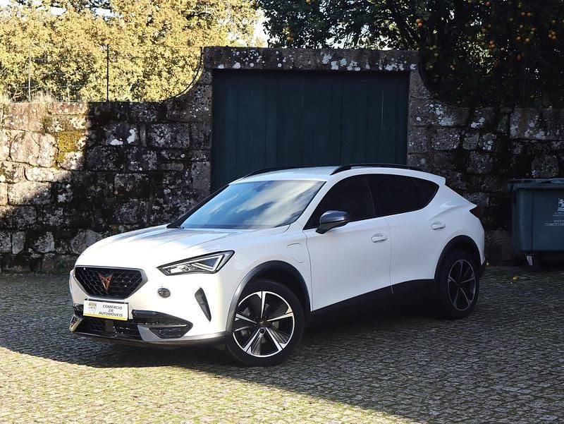 Branco Usado 2021 Cupra Formentor SUV | € 26.490 (Bom preço) - Imagem 1/4