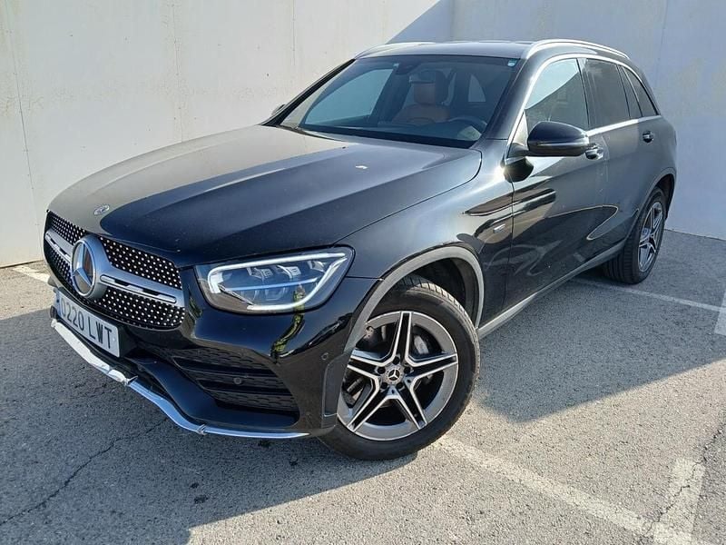 Preto Usado 2022 Mercedes GLC300 AMG SUV | € 46.500 (Preço elevado) - Imagem 1/4