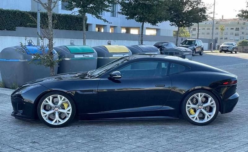 Usado Jaguar F-Type 340 HP (250 kW) 2017 Preto Coupé
