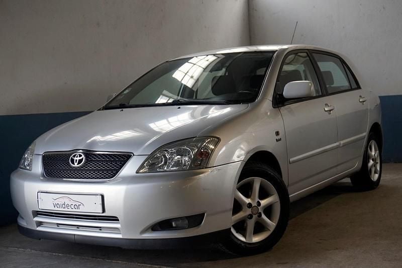 Cinzento Usado 2003 Toyota Corolla | € 3.990 (Super Preço) - Imagem 1/4