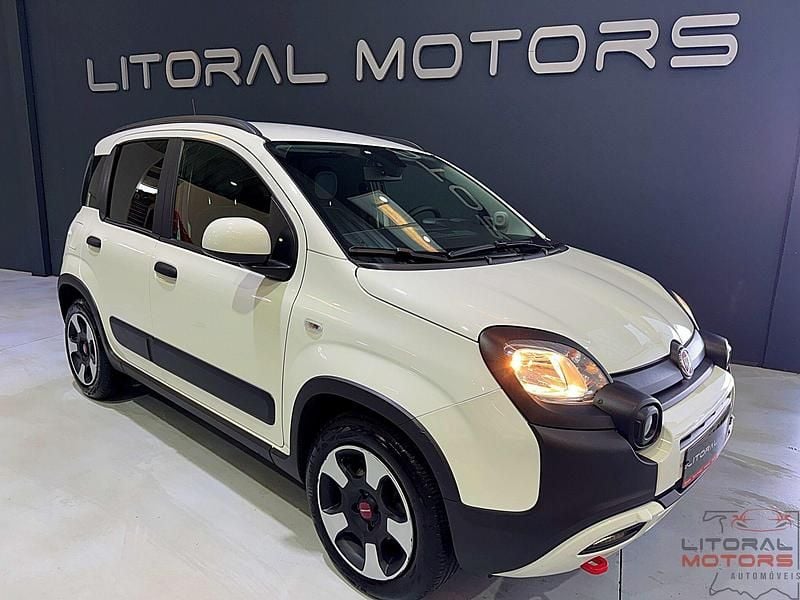 Branco Usado 2024 Fiat Panda Cross Cross Citadino | € 13.750 (Preço justo) - Imagem 1/3