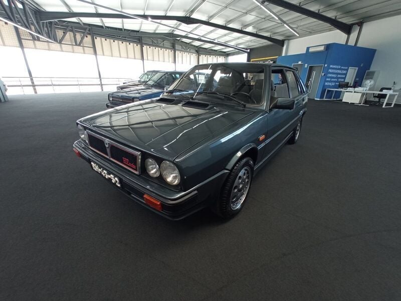 Cinzento Usado 1989 Lancia Delta Citadino | € 13.500 - Imagem 1/4