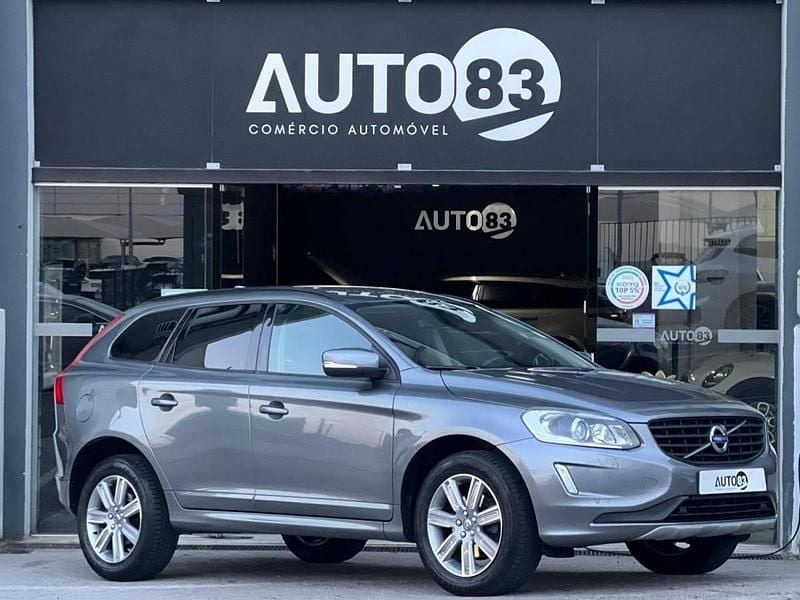Cinzento Usado 2015 Volvo XC60 SUV | € 17.990 (Bom preço) - Imagem 1/1