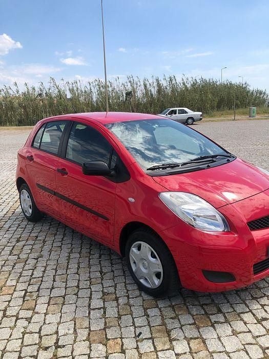 Usado 2011 Toyota Yaris Sedan | € 6.990 (Preço elevado) - Imagem 1/4