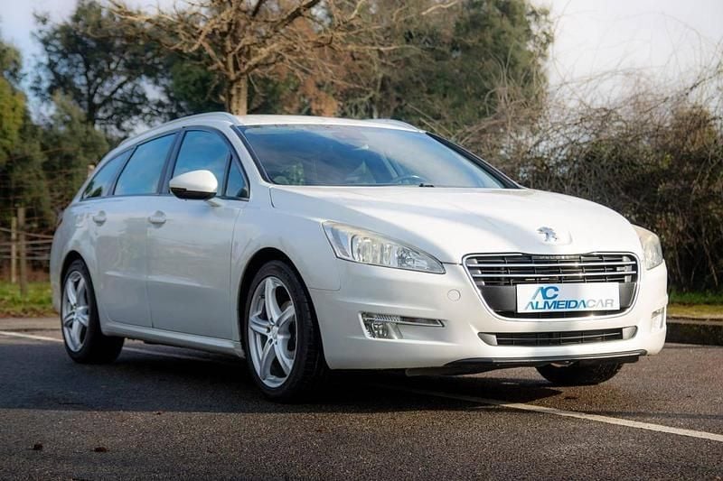 Branco Usado 2013 Peugeot 508 SW Carrinha | € 7.990 (Bom preço) - Imagem 1/4