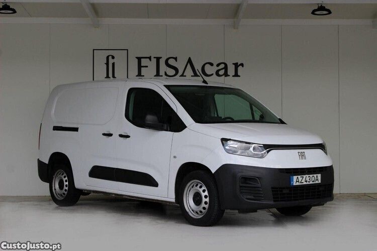 Branco Usado 2023 Fiat Doblò Monovolume | € 18.500 (Preço justo) - Imagem 1/1