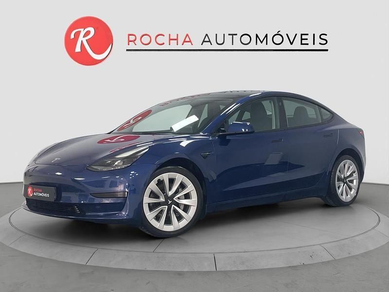 Azul Usado 2022 Tesla Model 3 Long Range Sedan | € 32.999 (Bom preço) - Imagem 1/4
