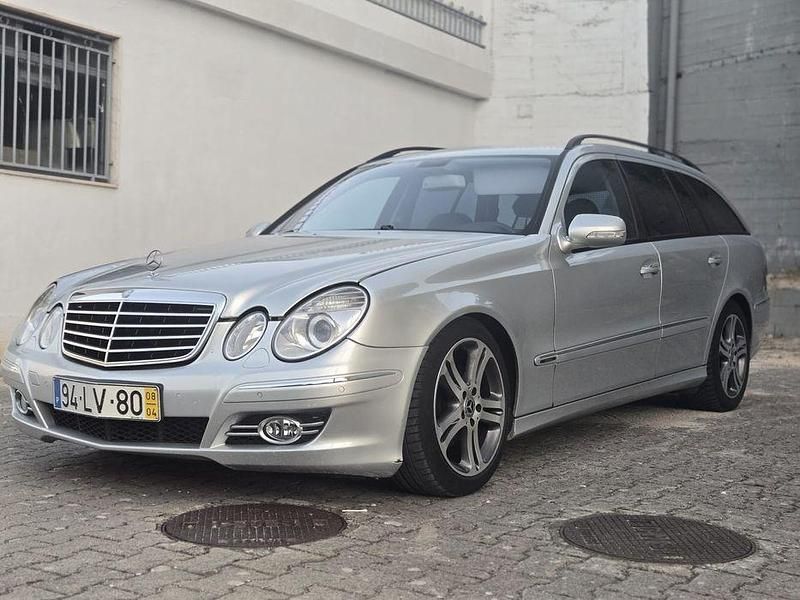 Usado 2008 Mercedes E220 | € 5.500 - Imagem 1/4