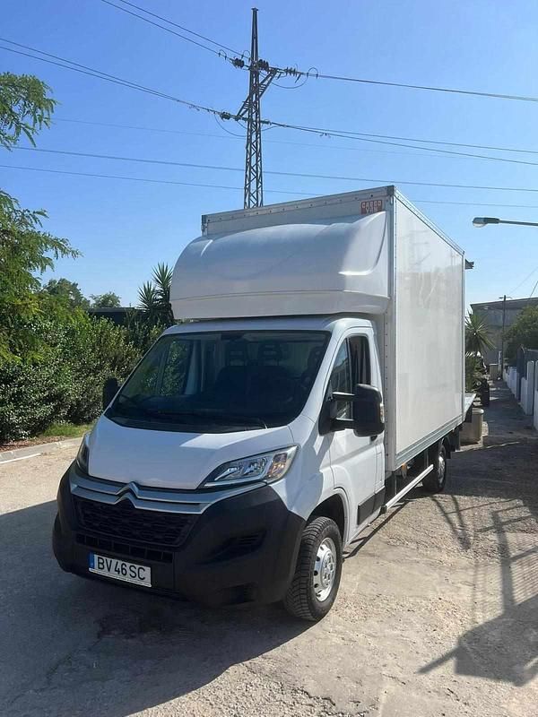 Branco Usado 2021 Citroën Jumper Monovolume | € 24.900 (Preço elevado) - Imagem 1/4
