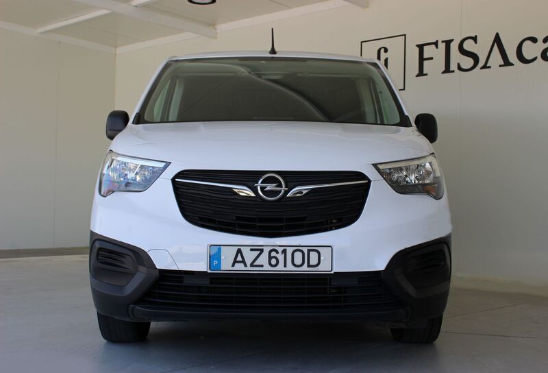 Branco Usado 2023 Opel Combo Life Enjoy Sedan | € 17.750 - Imagem 1/4