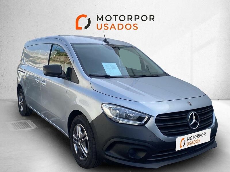 Cinza Usado 2024 Mercedes Citan 110 | € 22.900 - Imagem 1/4