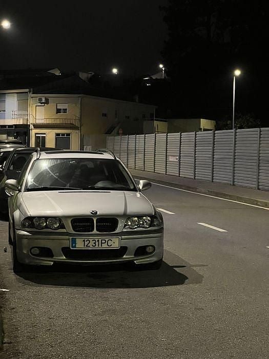 Usado 2000 BMW 320 Carrinha | € 3.500 (Bom preço) - Imagem 1/4