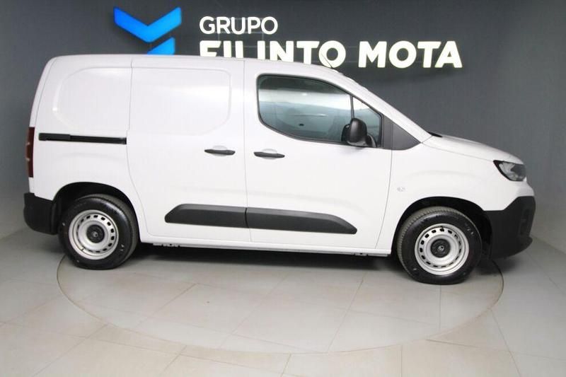 Branco Usado 2025 Citroën Berlingo Van | € 19.490 (Preço justo) - Imagem 1/4