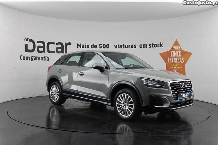 Cinza Usado 2019 Audi Q2 Design SUV | € 23.799 (Preço justo) - Imagem 1/1