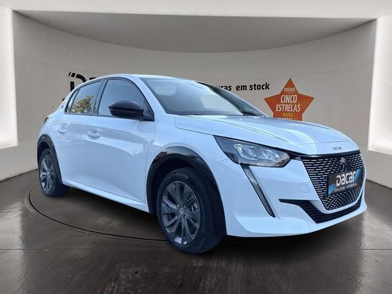 Usado Peugeot e-208 100 kW (136 HP) 2022 Branco Citadino