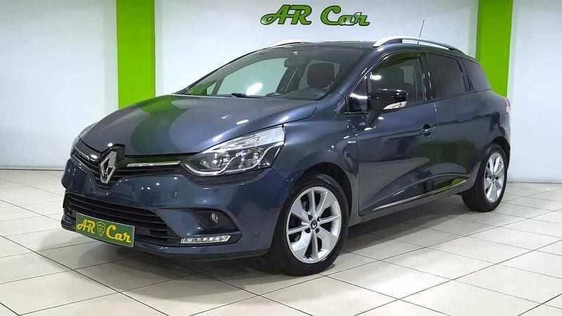 Cinzento Usado 2017 Renault Clio GrandTour Carrinha | € 8.990 (Bom preço) - Imagem 1/4