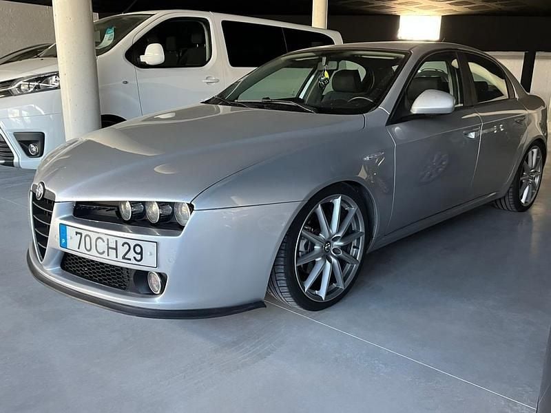 Cinzento Usado 2006 Alfa Romeo 159 | € 9.300 (Preço elevado) - Imagem 1/4